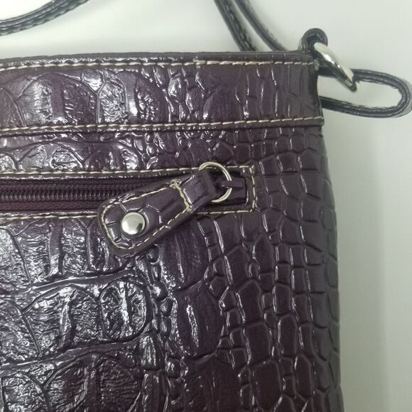 Purple Unbranded CROSSBODY BAG. NICE TEXTURE. NEW CONDITION. - Picture 8 of 13